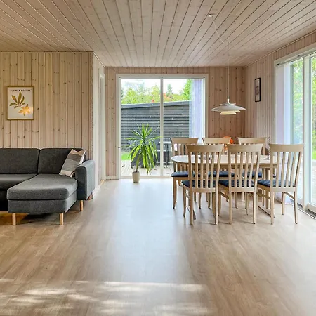 3 Bedroom Gorgeous In Nyaraló *